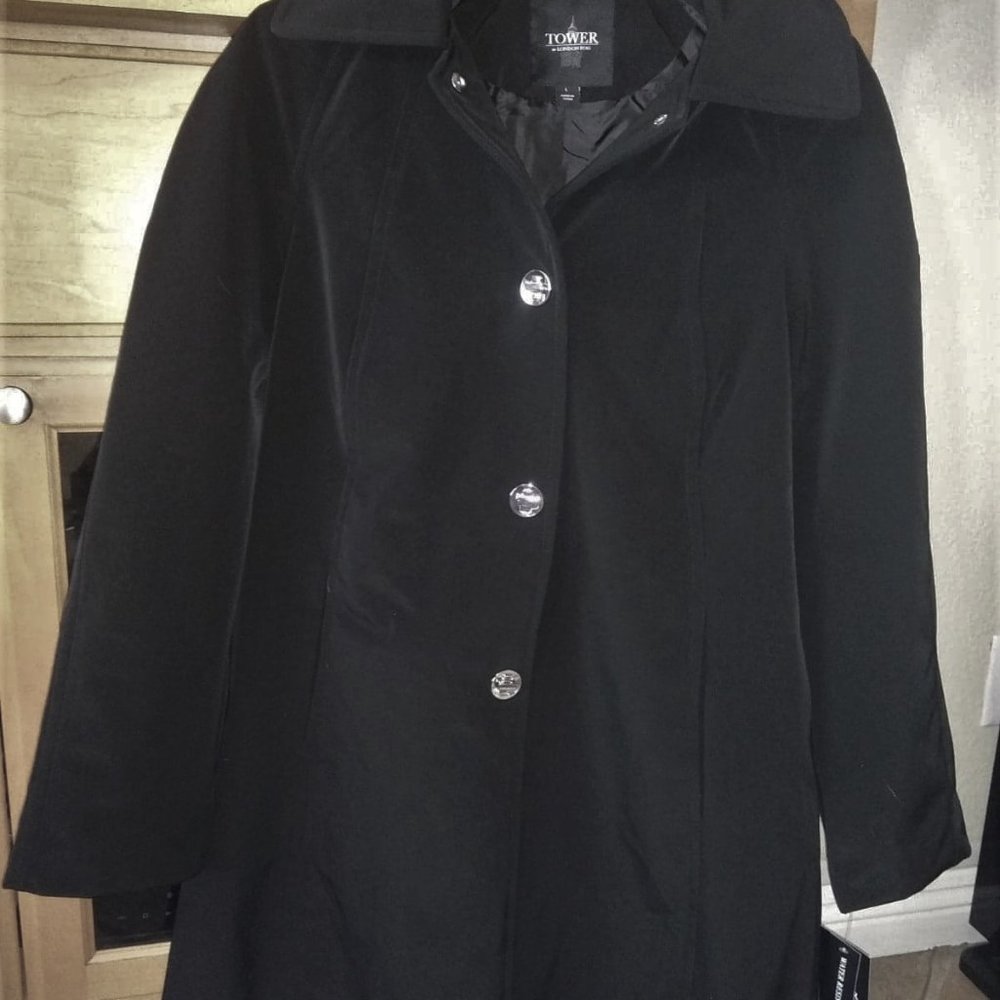 Women's Jacket - Water Resistant